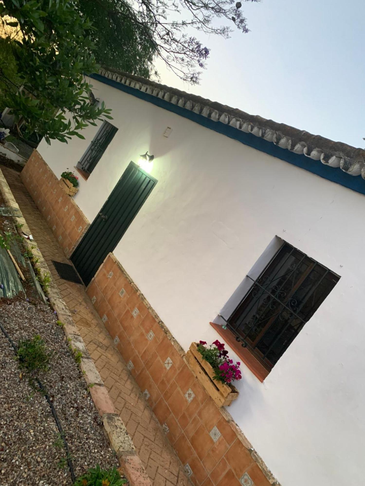 Casa Los Laureles Pilas Exterior foto