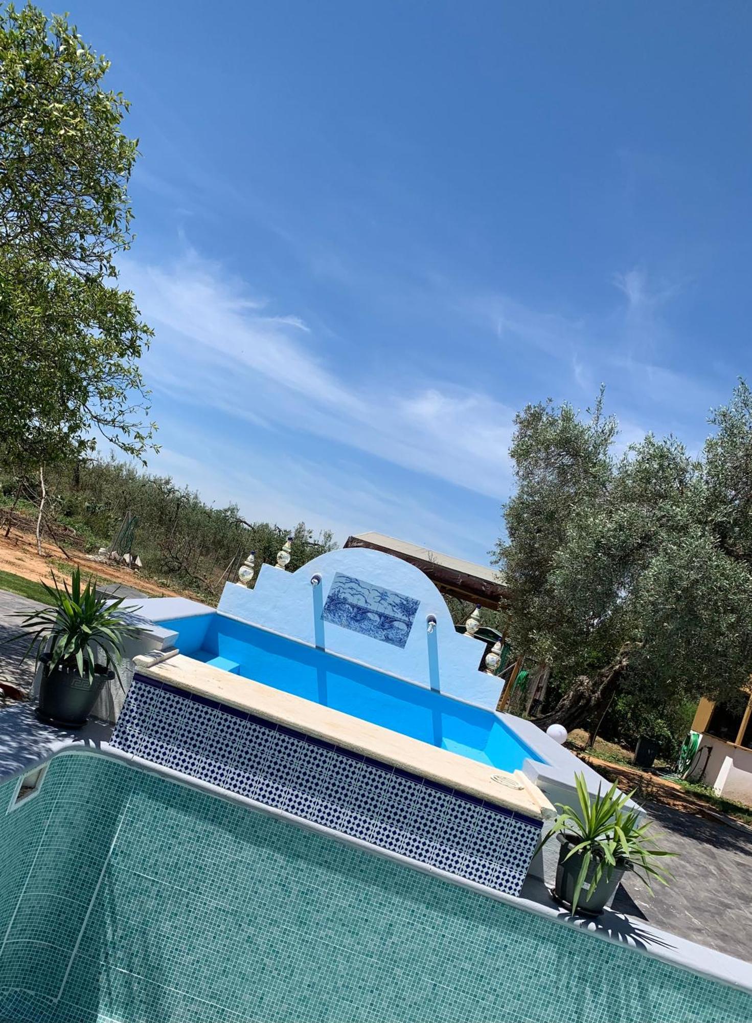 Casa Los Laureles Pilas Exterior foto